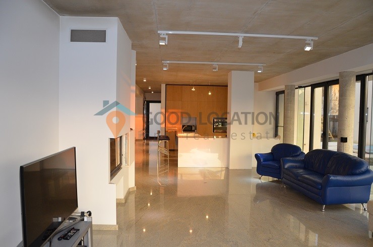 Modern, bright, fresh villa on Iancu Nicolae Street