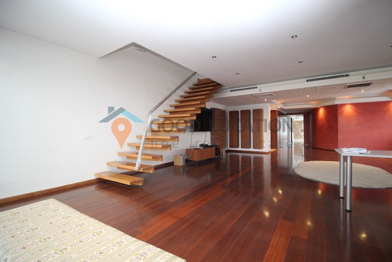 Oversized Penthouse in Herastrau