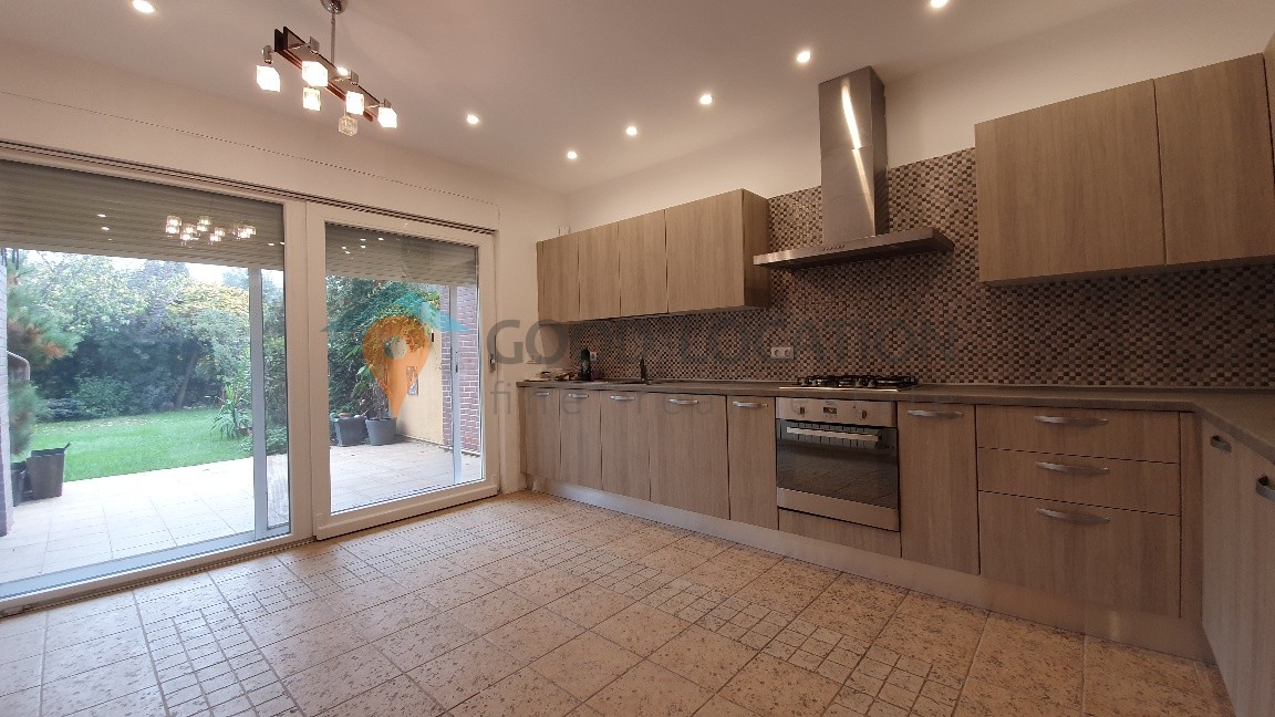 Spacious Villa in Pipera area – V0040TU